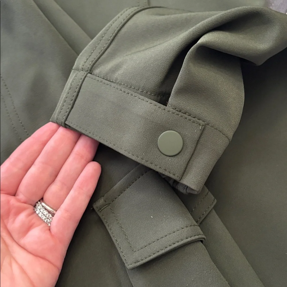 Athleta Cargo Pant - Picture 2 of 4